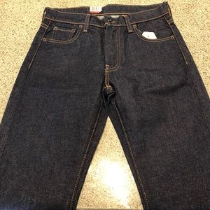 NEVERWORN Levi Jeans